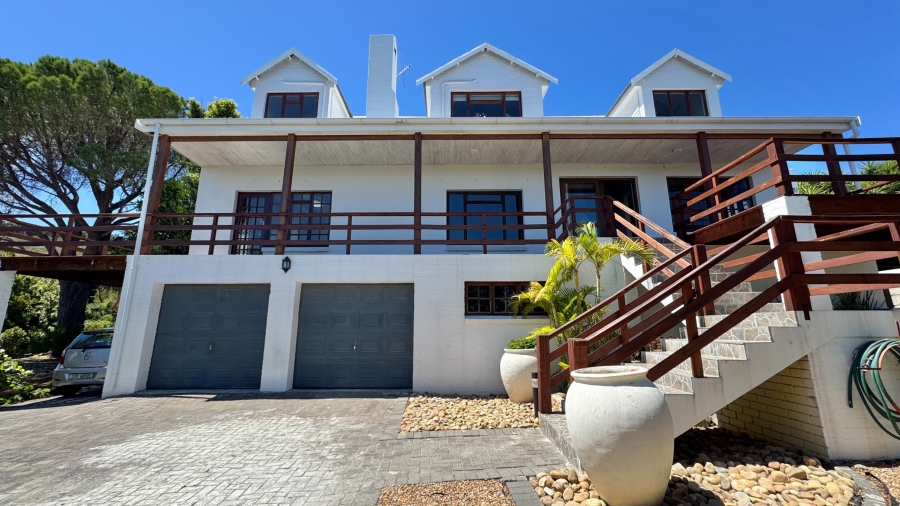 5 Bedroom Property for Sale in Rome Glen Western Cape